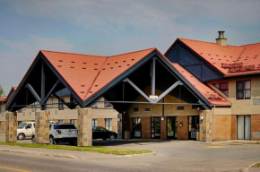 Отель Thompson's Best Value Inn & Suites  Томпсон